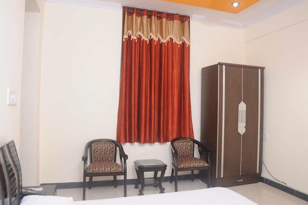 Ashish Villa Guest House Jodhpur  Rum bild